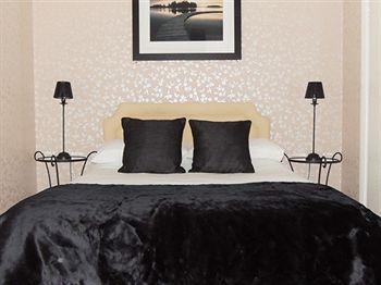 Powys Lodge Скарбъро Екстериор снимка