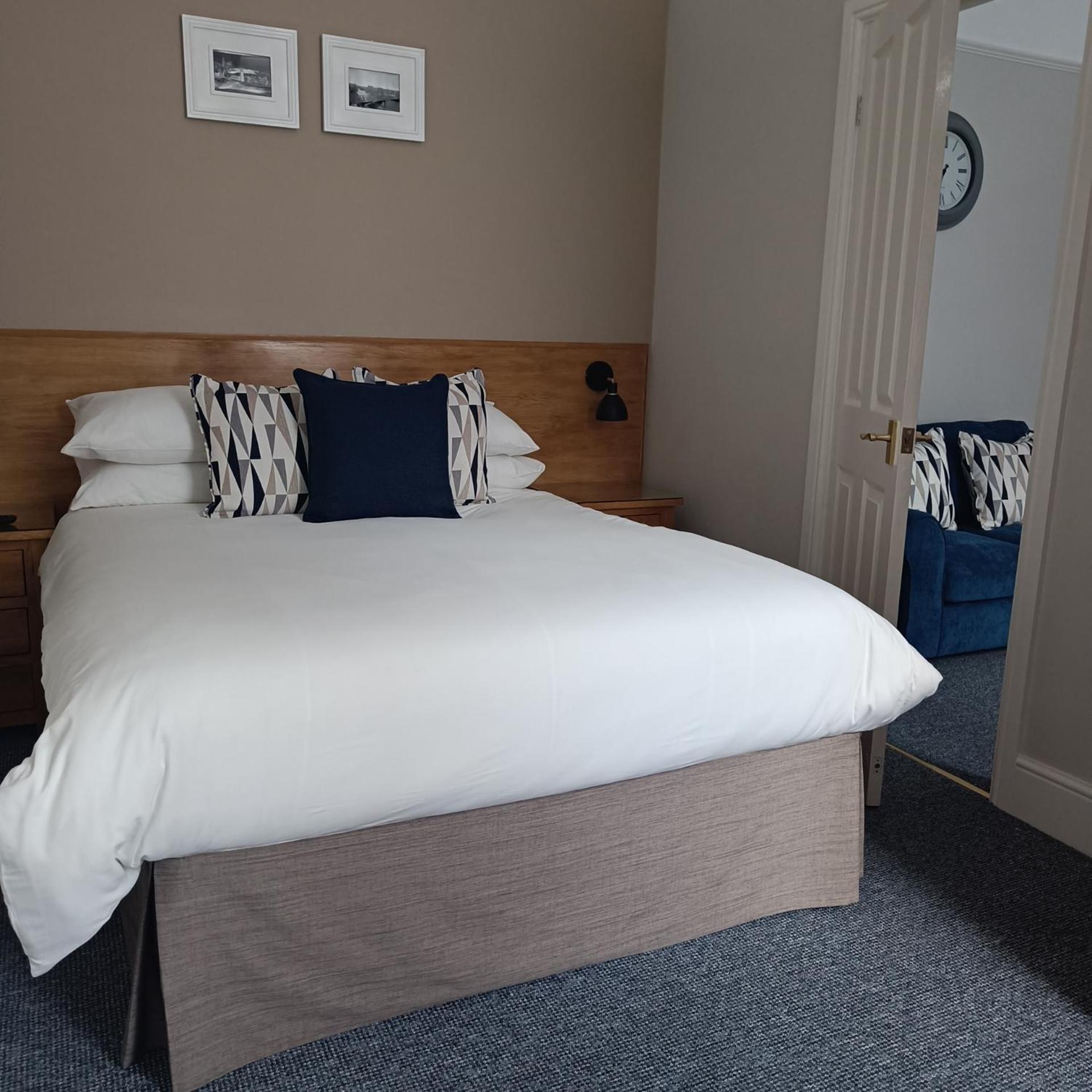 Powys Lodge Скарбъро Стая снимка