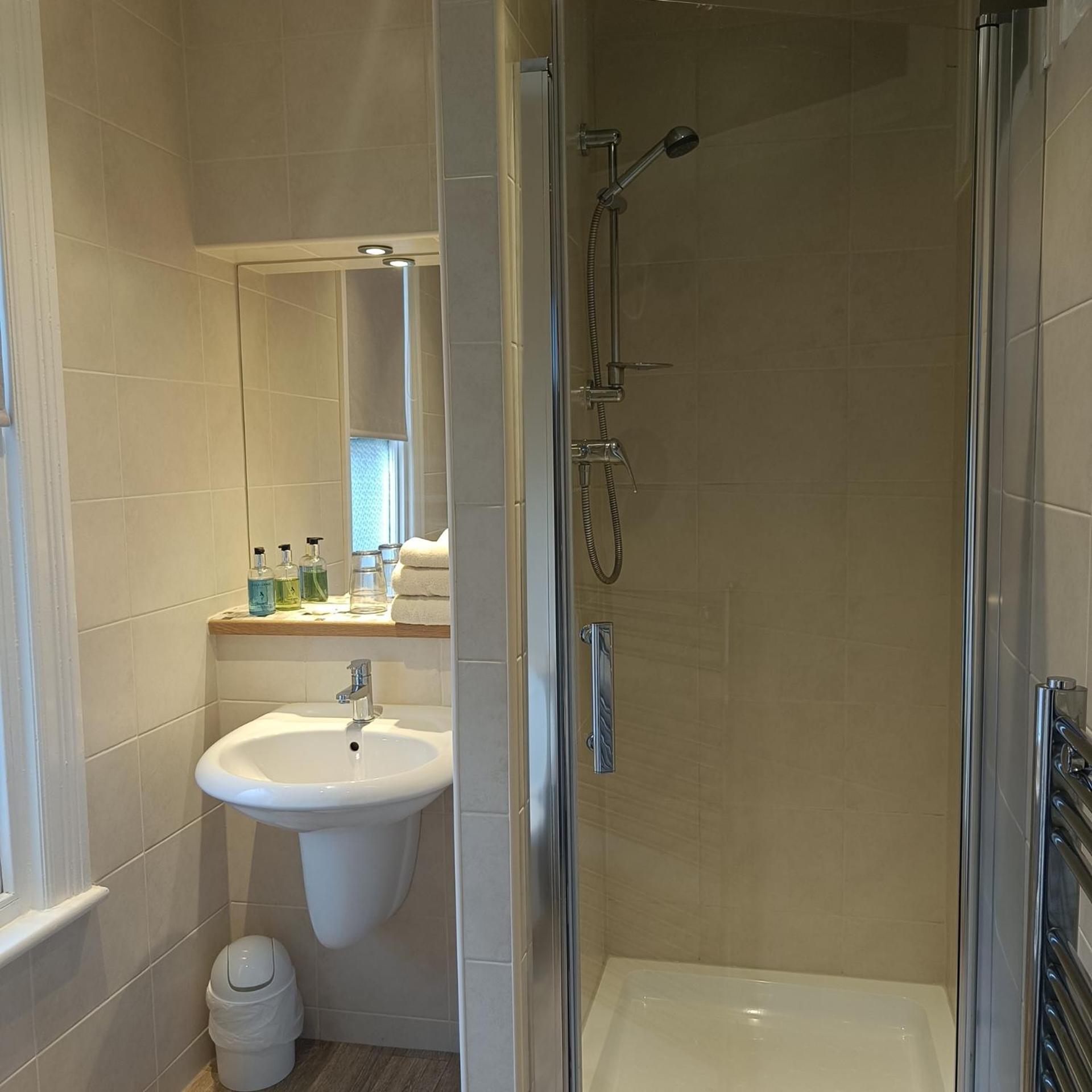 Powys Lodge Скарбъро Стая снимка
