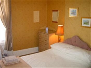 Powys Lodge Скарбъро Екстериор снимка